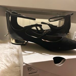 Used like new, Aldo flats , gold heel, with straps.